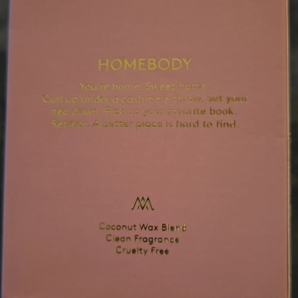 ❤️BUY 2 GET 1 FREE Homebody Scented Candle - White and Gold, Retail $34.00
